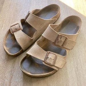 Birkenstock oiled tobacco leather sandals